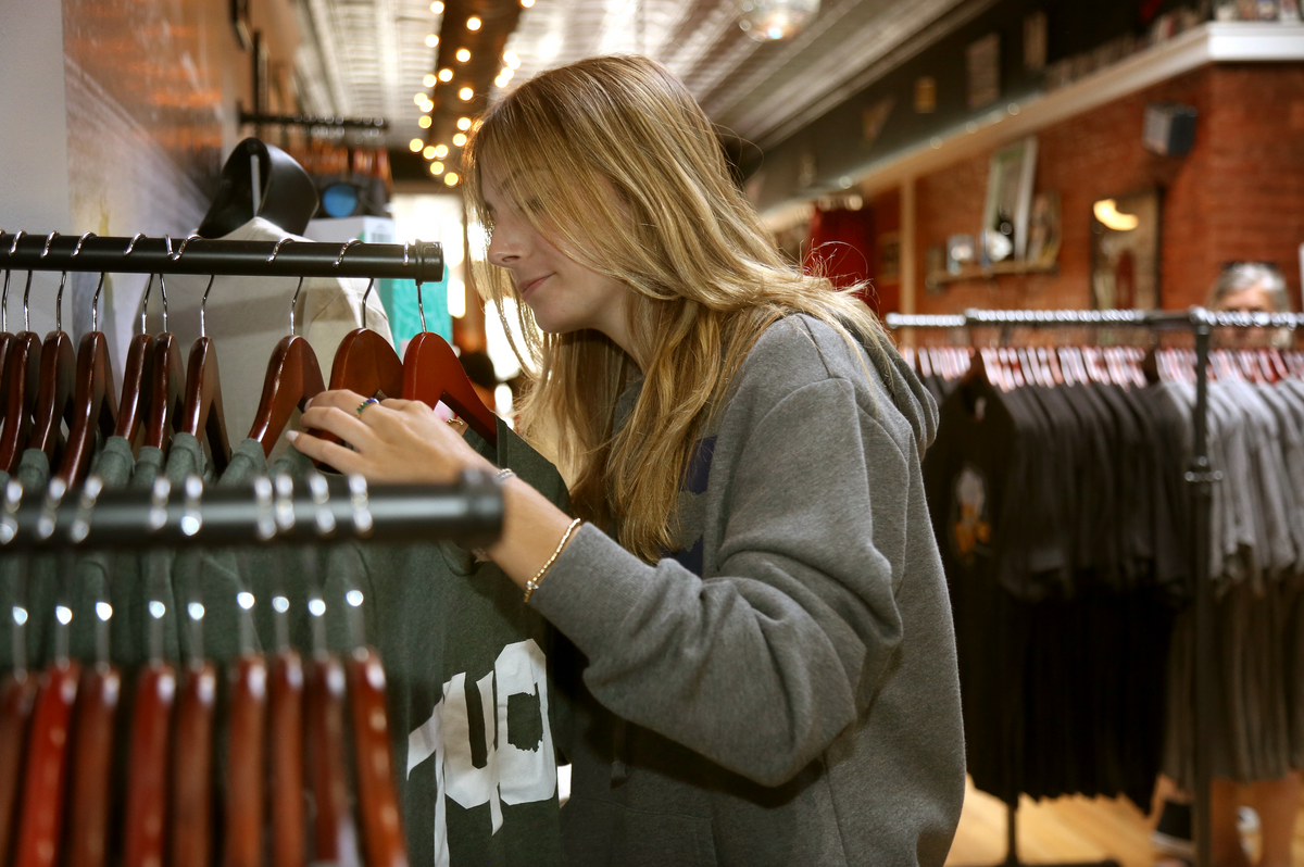 Classic "740" Hoodie Homestretch Apparel